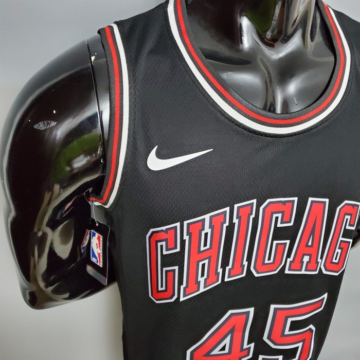 Michael Jordan Chicago Bulls Swingman Jersey Black