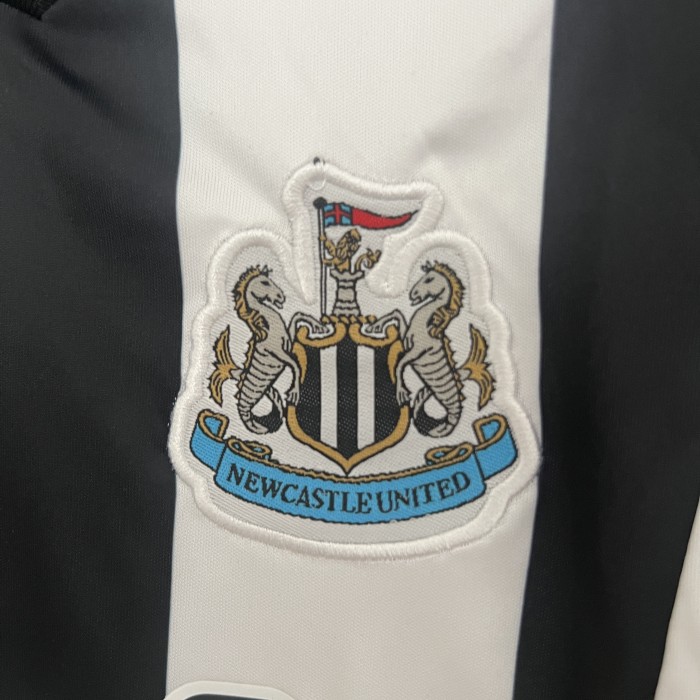 Newcastle United Kids Suit Carabao Cup 2025 Winners Shirt