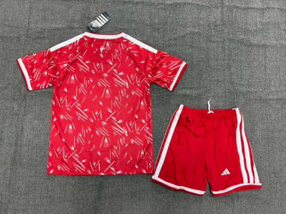Liverpool Home Kids Suit 26/27