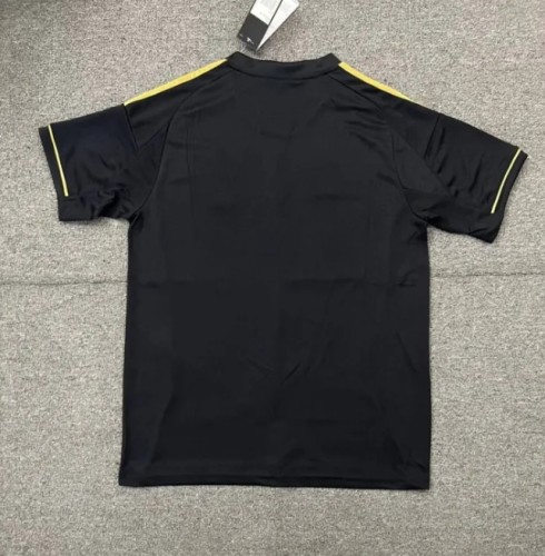 Liverpool Pre-Match Man Training Jersey 25/26