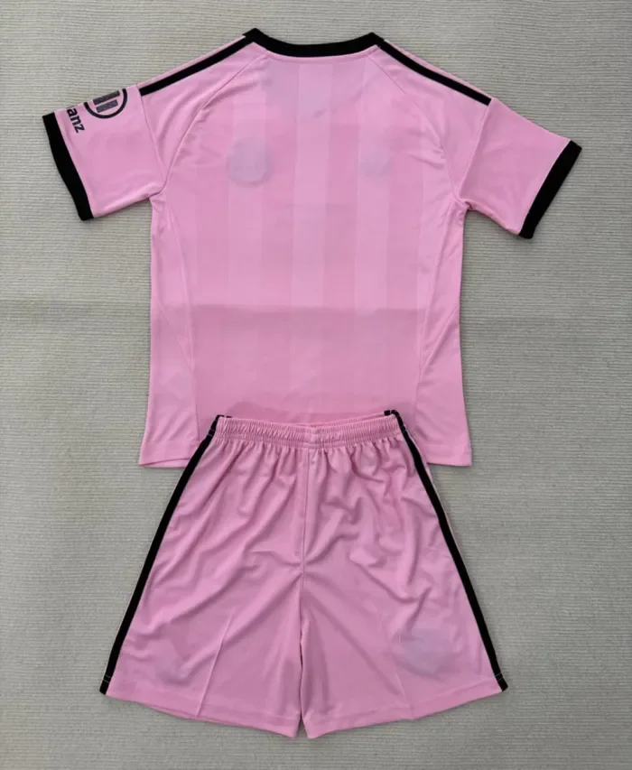 Bayern Munich Goalkeeper Kids Suit 25/26