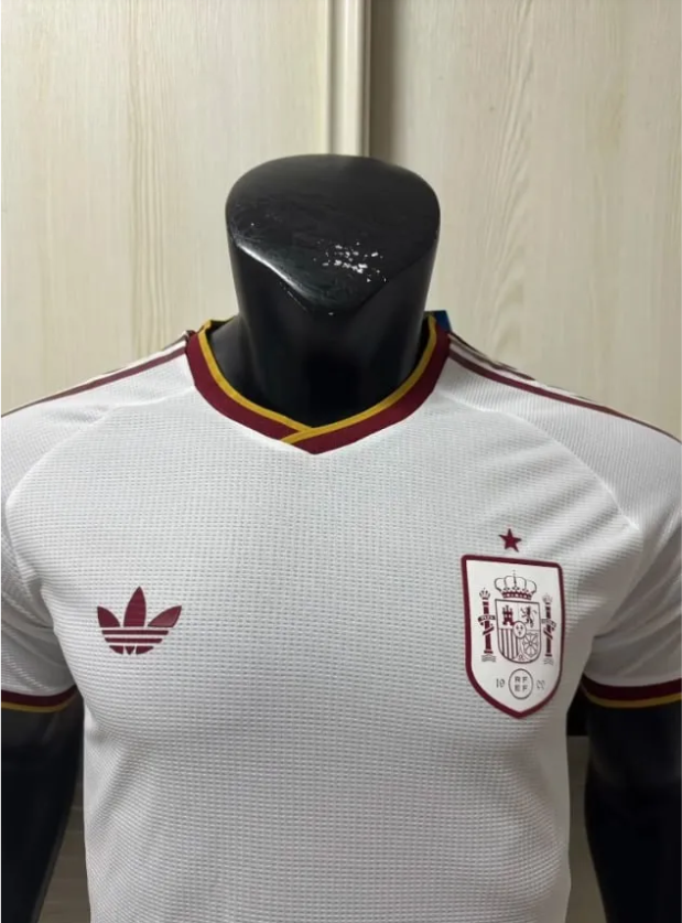 Spain 2026 World Cup Away Player Man Jersey