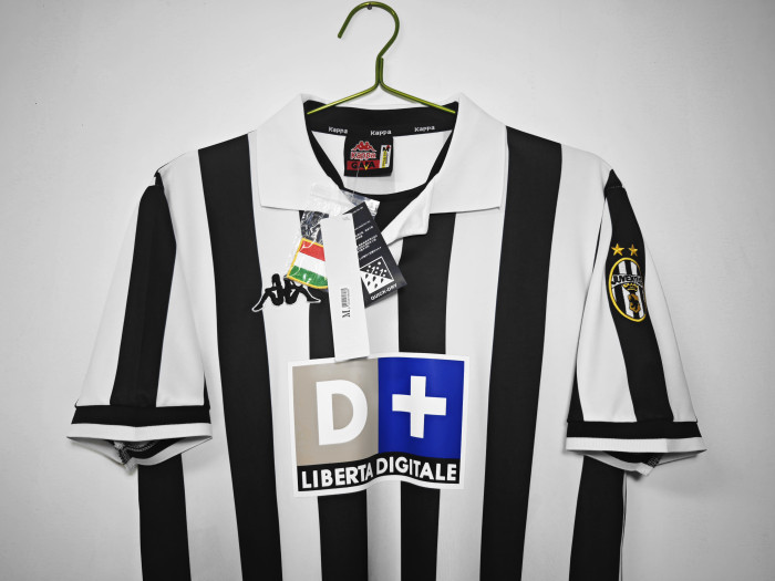 Juventus Home Retro Jersey 1998/99