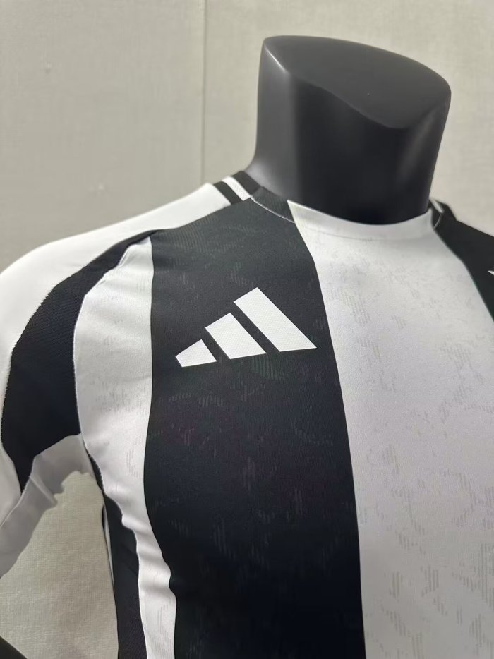 Juventus Home Player Jersey 24/25