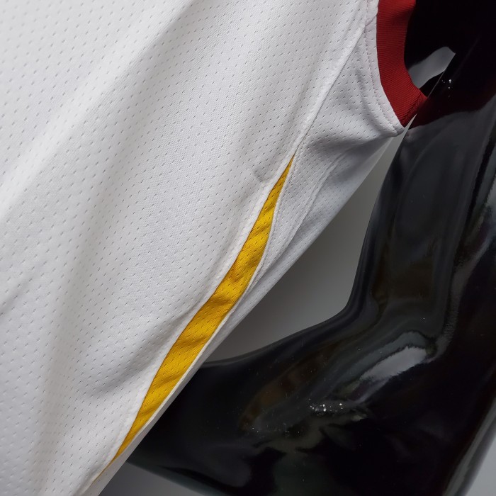 LeBron James Cleveland Cavaliers Swingman Jersey White