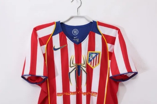 Atletico Madrid Home Retro Jersey 2004/05