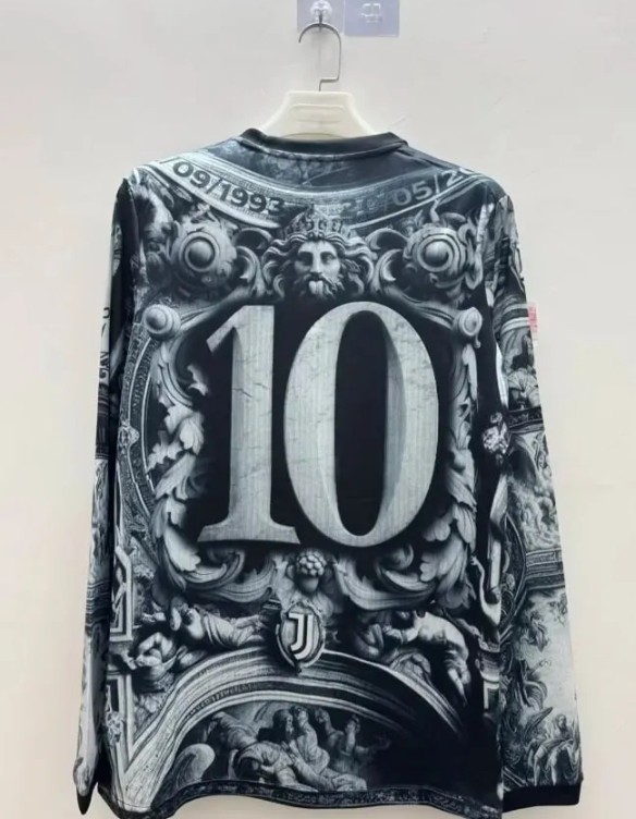 Juventus Pre Match Man Long Sleeve Jersey 25/26