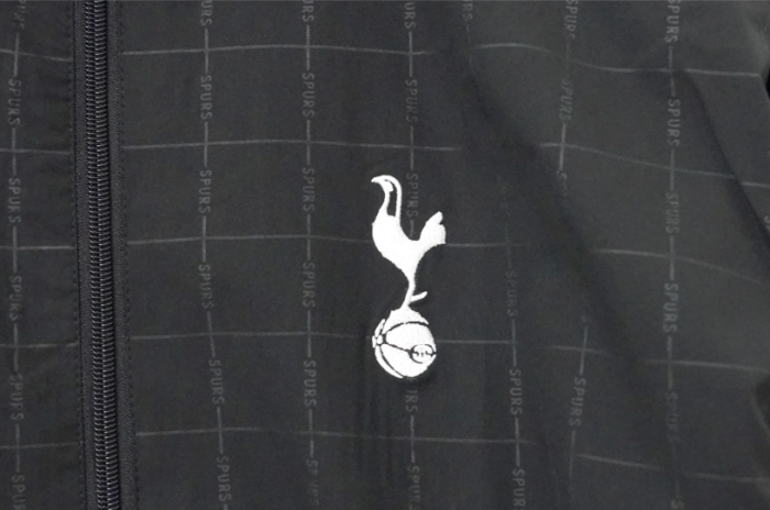 Tottenham Hotspur Training Windbreaker