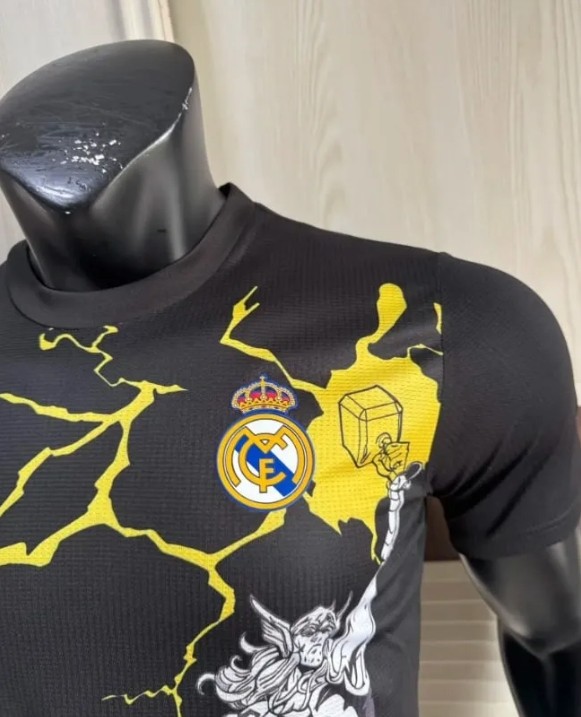 Real Madrid Avengers Player Jersey 25/26