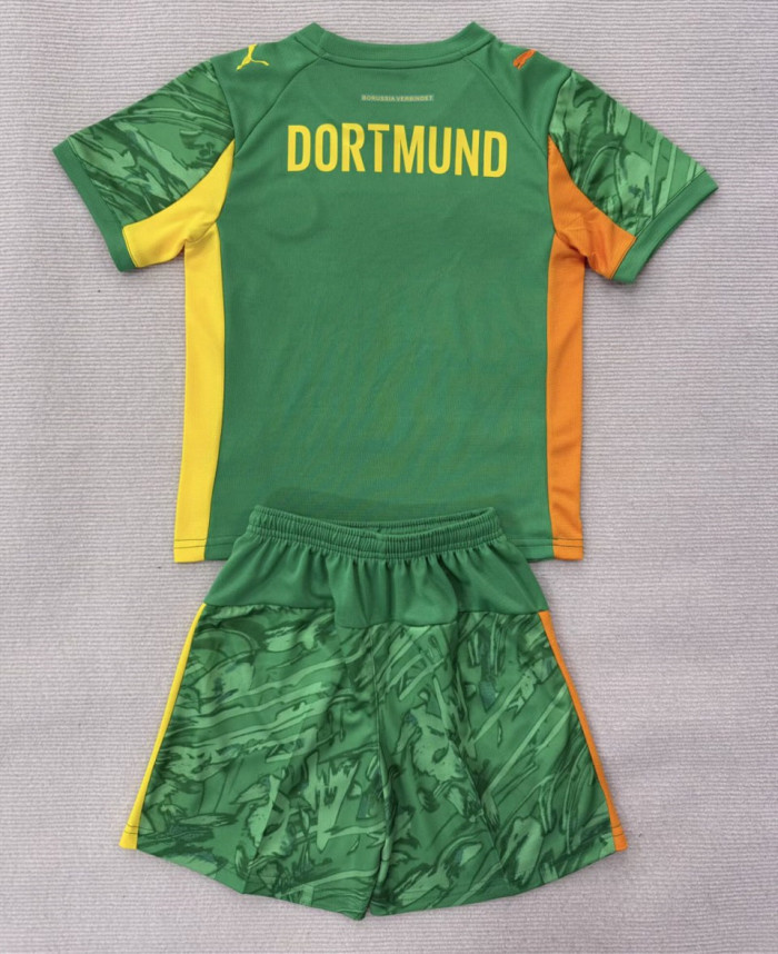 Borussia Dortmund Green Goalkeeper Kids Suit 25/26