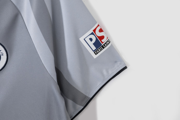 Paris Saint Germain Away Retro Jersey 2001/02