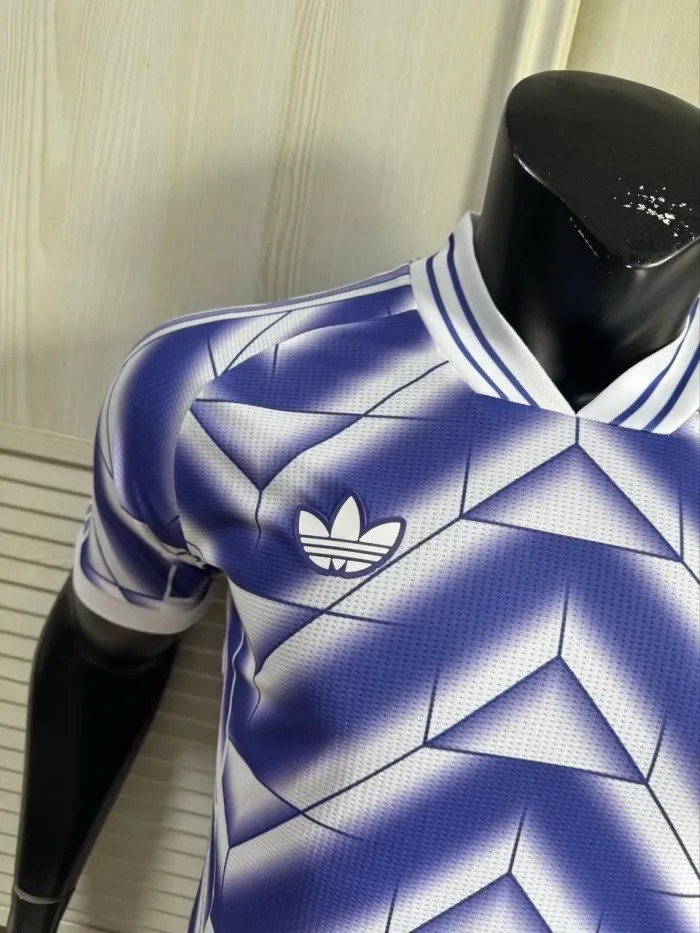 Real Madrid Lifestyle Retro Player Jersey 25/26