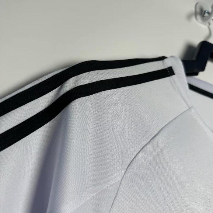 Real Madrid Home Retro Jersey 2003/04