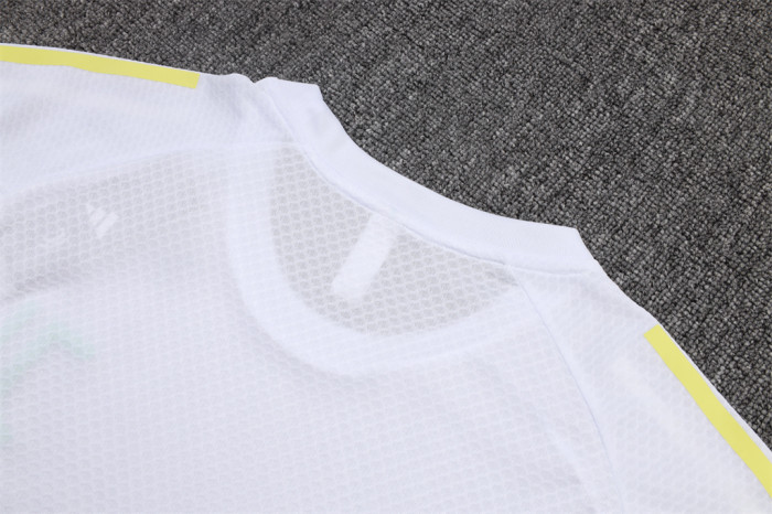 Juventus Training Short Sleeve Jersey 25/26