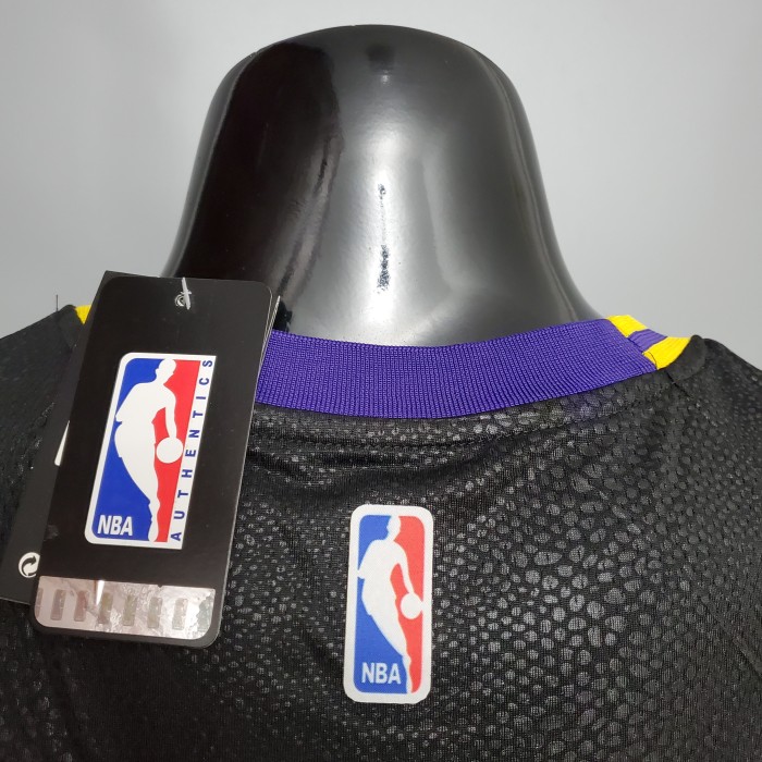 LeBron James Los Angeles Lakers 2020/21 Swingman Jersey Black