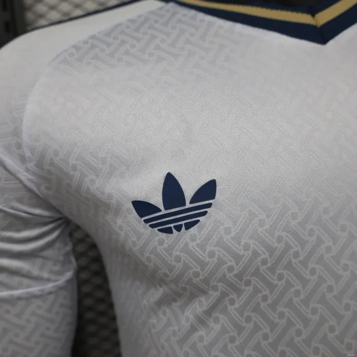 Italy 2026 World Cup Away Player Long Sleeve Men Jersey