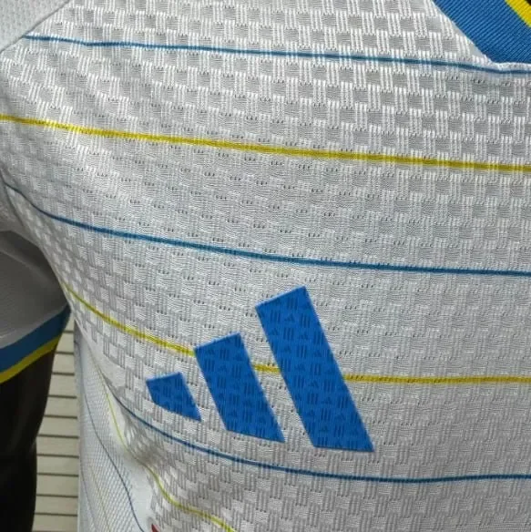 Leeds United Home Player Man Jersey 25/26