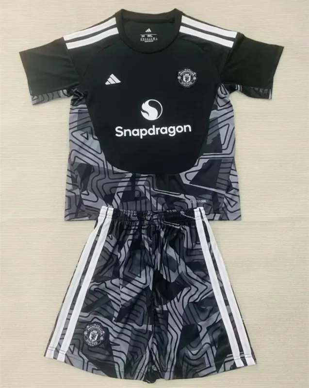 Manchester United Home Goalkeeper Kids Suit 26/27