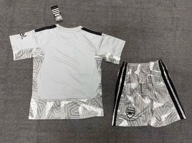 Arsenal Home Goalkeeper Kids Suit 26/27