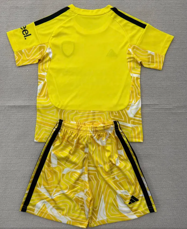 Arsenal Yellow Goalkeeper Kids Suit 26/27