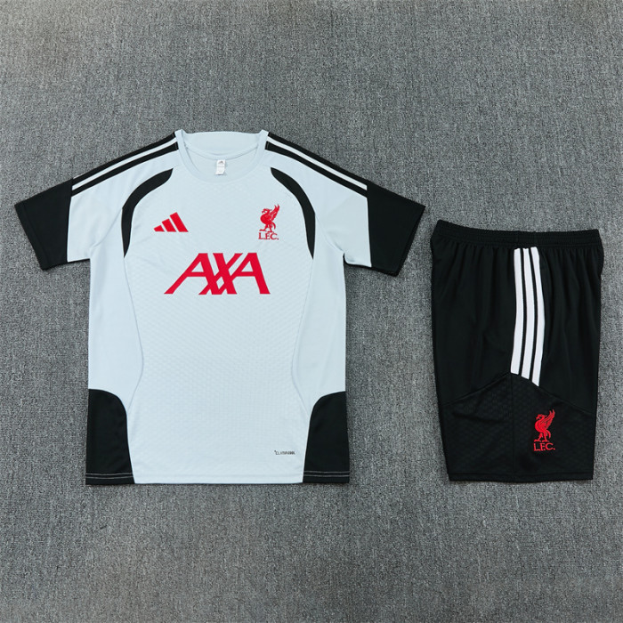 26/27 Liverpool Short sleeve training suit