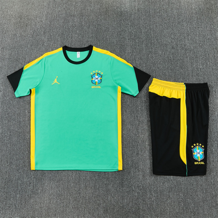 26/27 Brazil Short sleeve Adult training suit