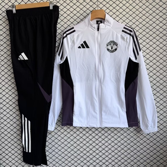 26/27 Manchester United trench coat white