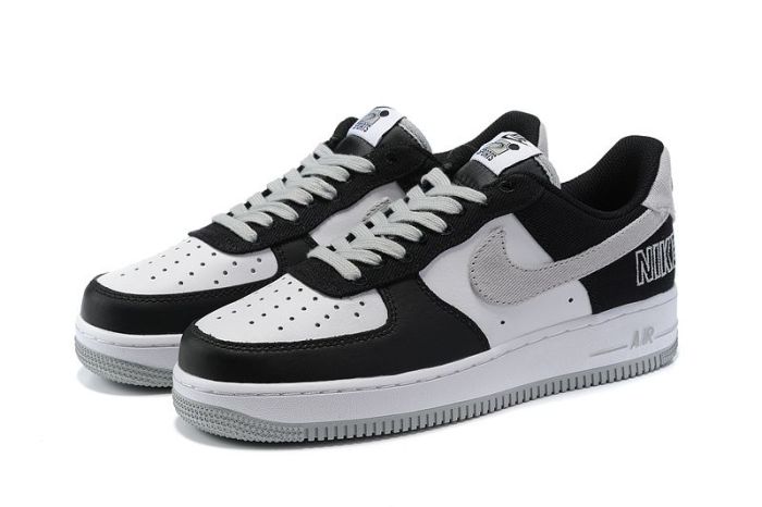 Nike Air Force 1 EMB CT2301-001