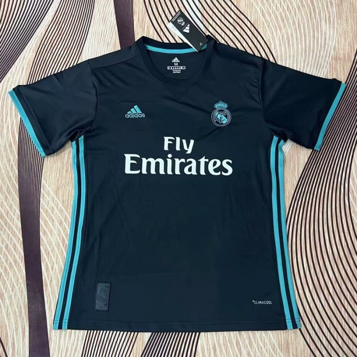 Retro 17/18 Real Madrid away