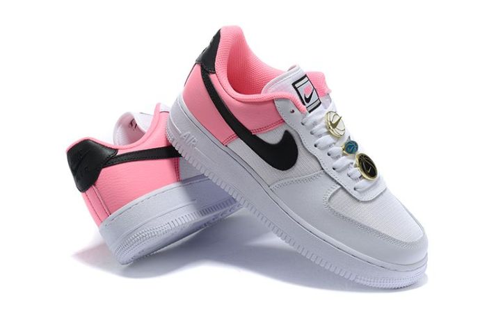 Nike Air Force 1 Low F1