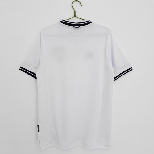 Retro 2000 England home football jersey