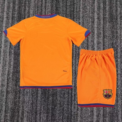 Retro 06/07 Barcelona Away kids kit
