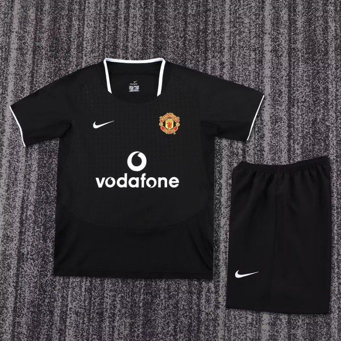 Retro 03/04 Manchester United Away kids kit