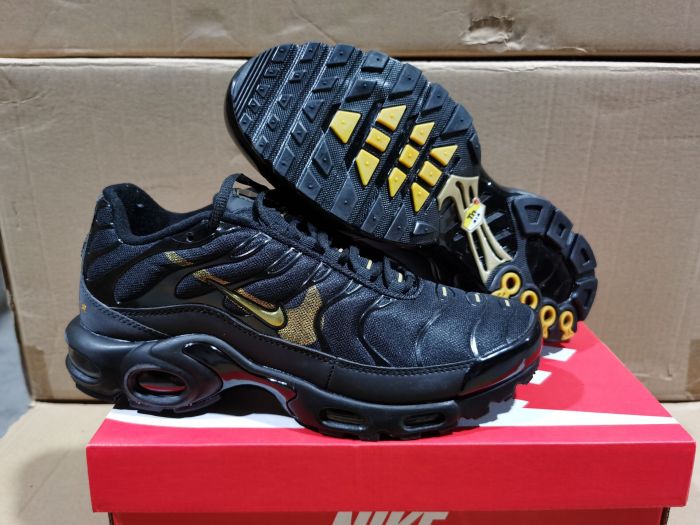 Nike Wmns Air Max Plus TN Se