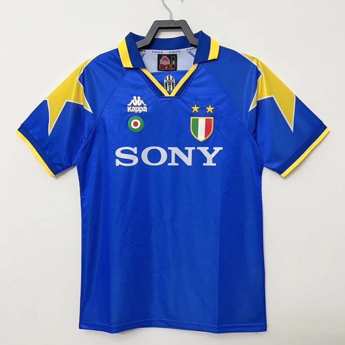 Retro 95/96 Juventus Away