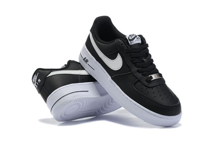 Nike Air Force 1 Low F1