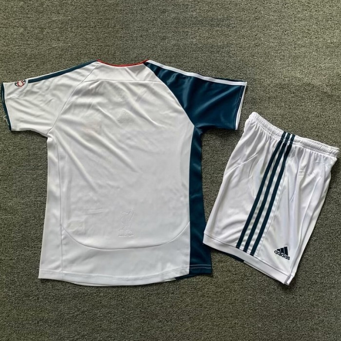 Retro 06/07 liverpool Away kids kit