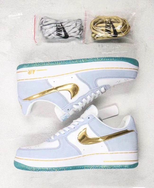 Nike Air Force 1