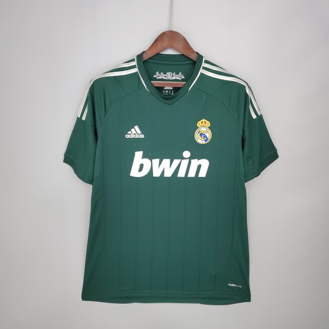 Retro Real Madrid 12/13 third away