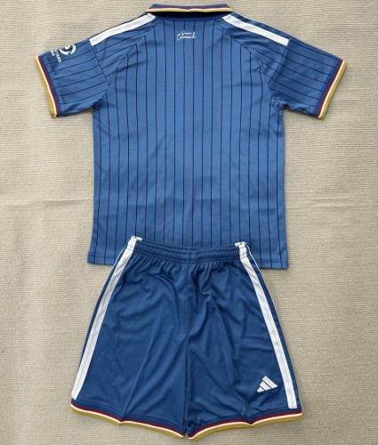 26/27 Como home kids kit