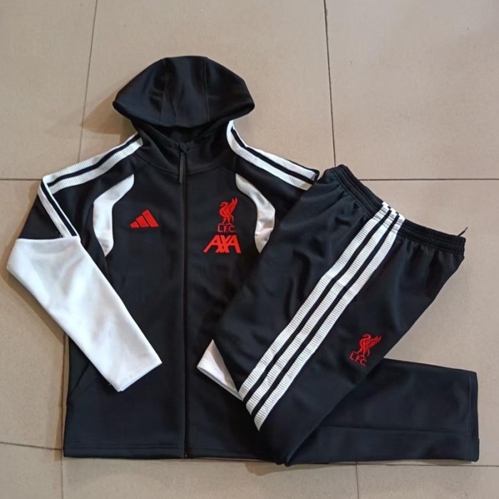 26/27 Liverpool kids jacket wear a hat black