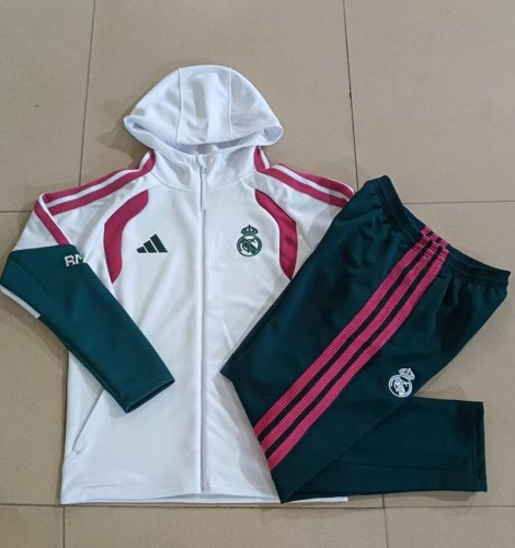 26/27 Real Madrid Kids jacket wear a hat white