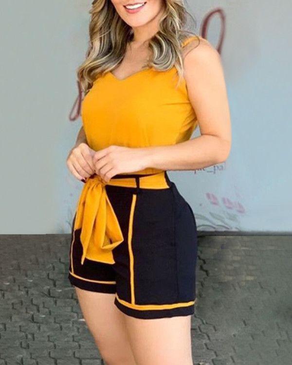 Women Sleeveless Contrast Shorts Jumpsuit