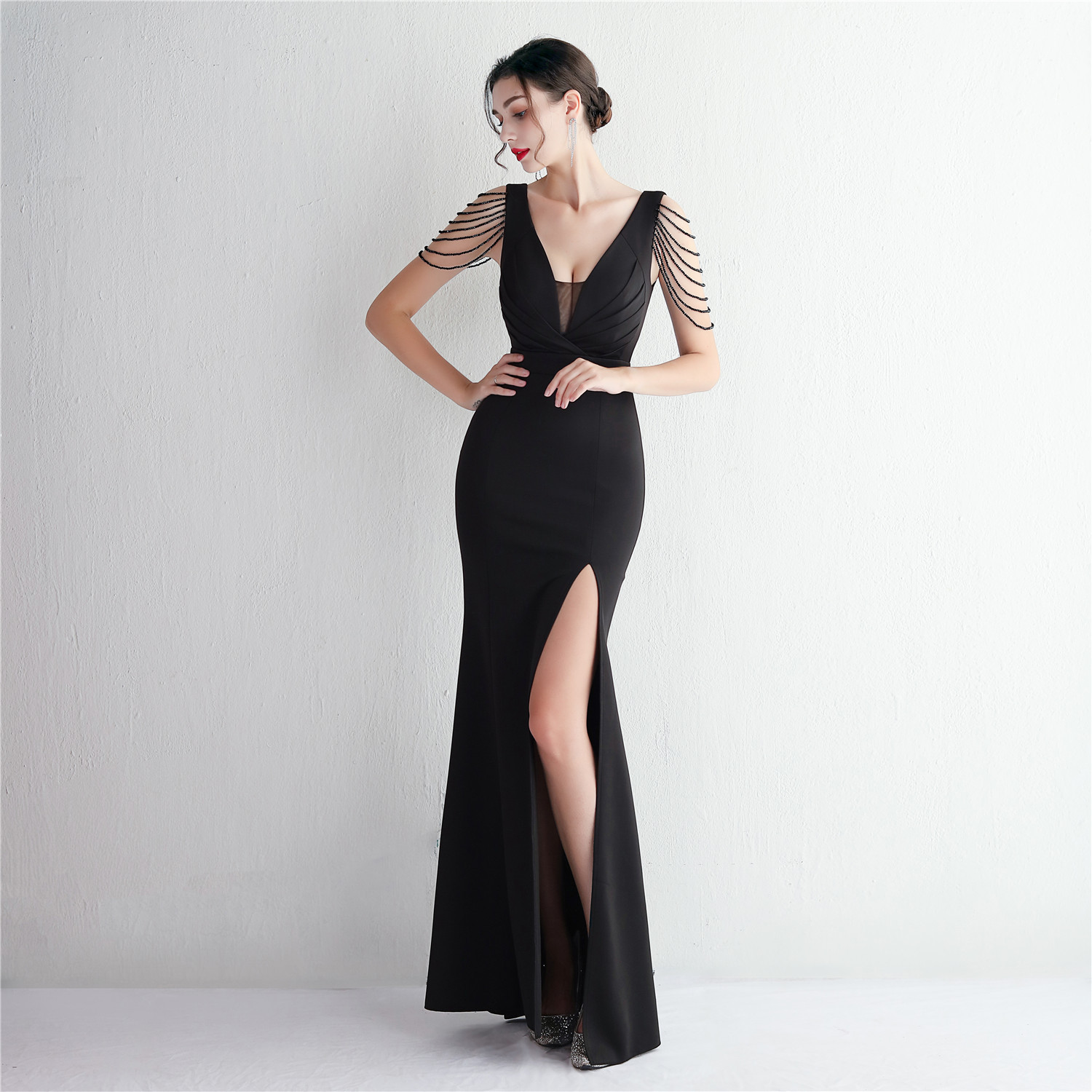 Satin Beaded Long Formal Party Slim Fit Evening Gown Chic Elegant Long Sequined Annual Meeting Host Dress