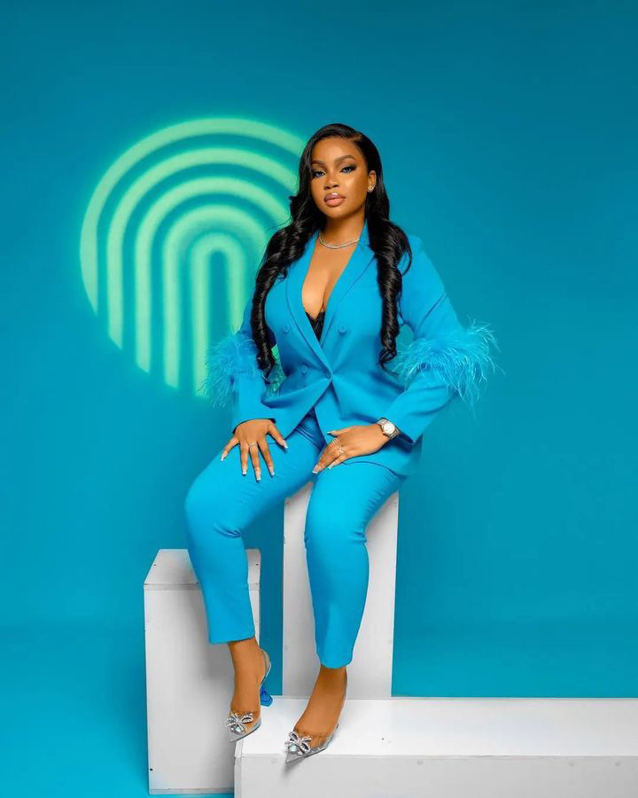 Fall Women Feather Blazer and Pant Two Piece