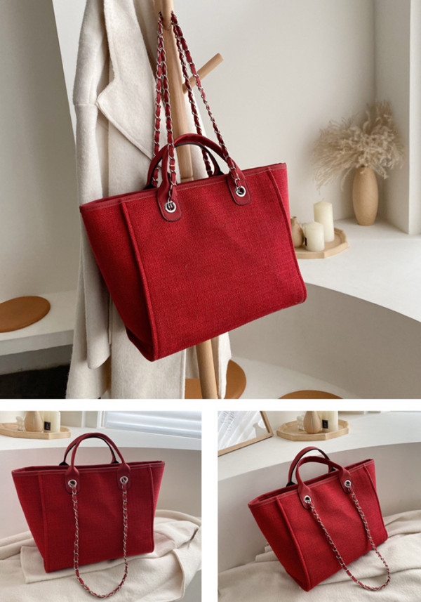 Trendy Large Capacity Portable Shoulder Messenger Chain Tote Bag