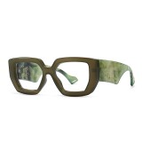 Women square frame sunglasses