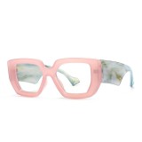 Women square frame sunglasses