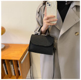Underarm bag Korean spring popular felt bag crocodile pattern indentation Messenger bag Small square bag Shoulder bag