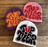 Autumn and Winter Heart Print Letter Kintting Hat